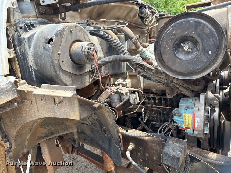 image for item DX5534 1991 Ford F800F dump truck