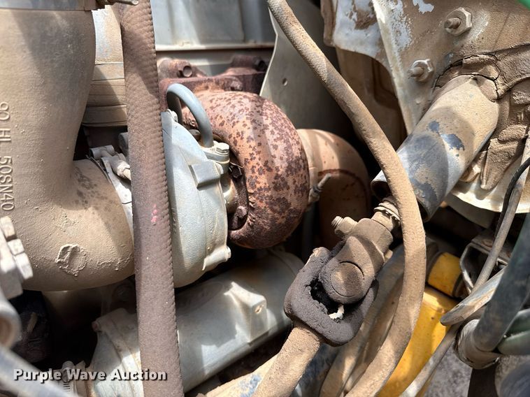 image for item DX5534 1991 Ford F800F dump truck