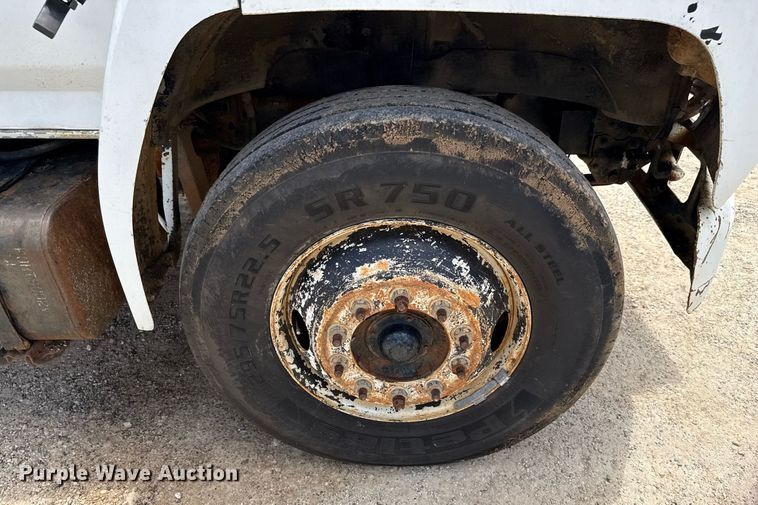 image for item DX5534 1991 Ford F800F dump truck