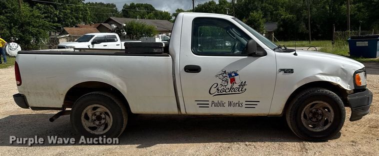 image for item DX5535 2003 Ford F150 pickup truck