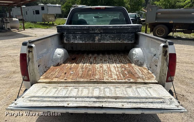 image for item DX5535 2003 Ford F150 pickup truck