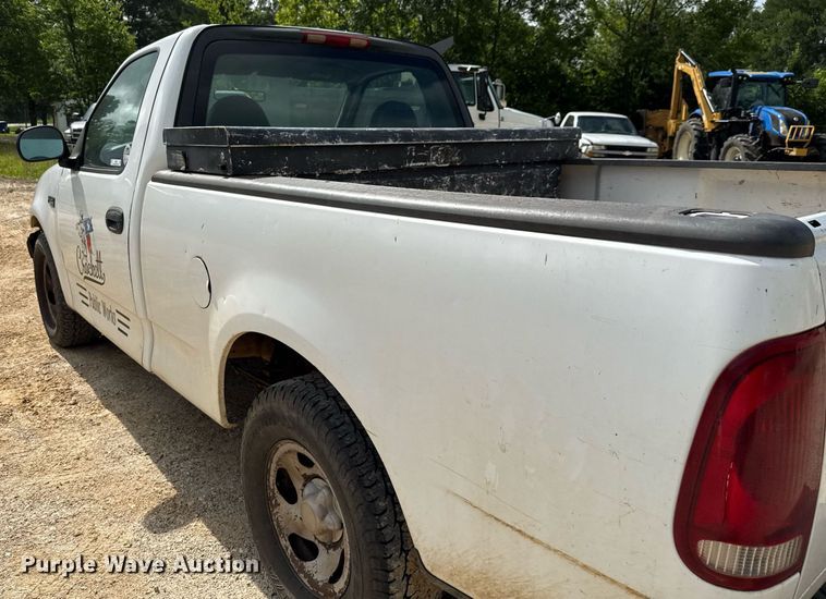 image for item DX5535 2003 Ford F150 pickup truck
