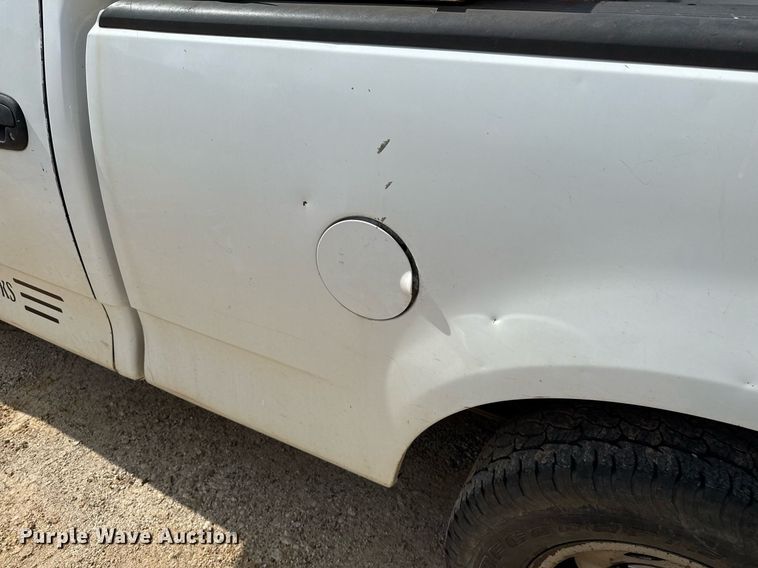 image for item DX5535 2003 Ford F150 pickup truck