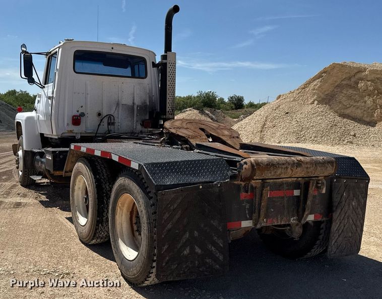 image for item DX5597 1986 Ford LT9000 semi truck