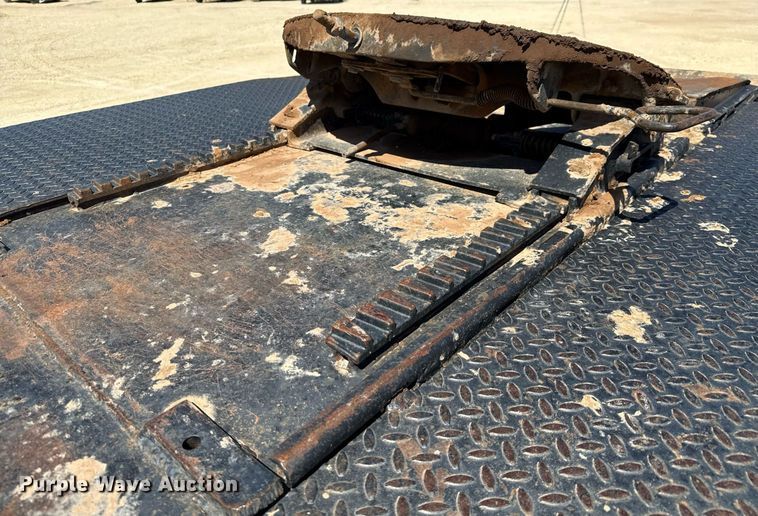 image for item DX5597 1986 Ford LT9000 semi truck