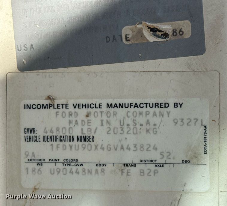 image for item DX5597 1986 Ford LT9000 semi truck