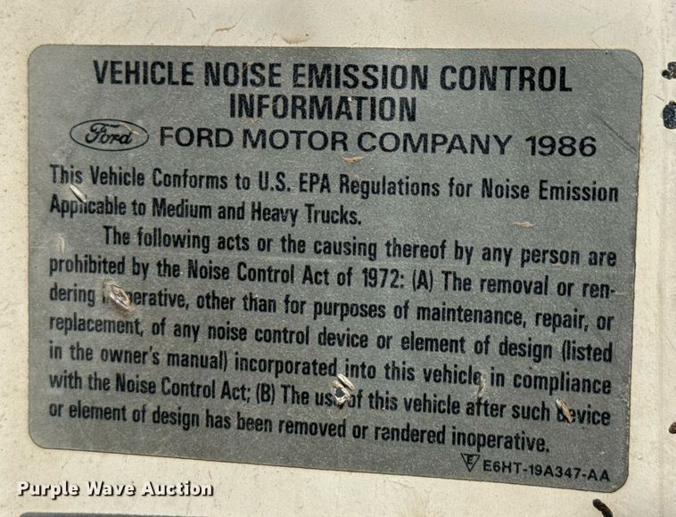 image for item DX5597 1986 Ford LT9000 semi truck