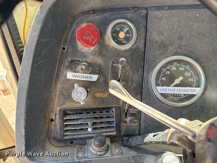 image for item DX5597 1986 Ford LT9000 semi truck