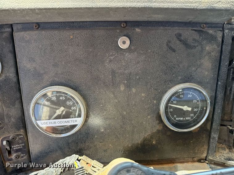 image for item DX5597 1986 Ford LT9000 semi truck