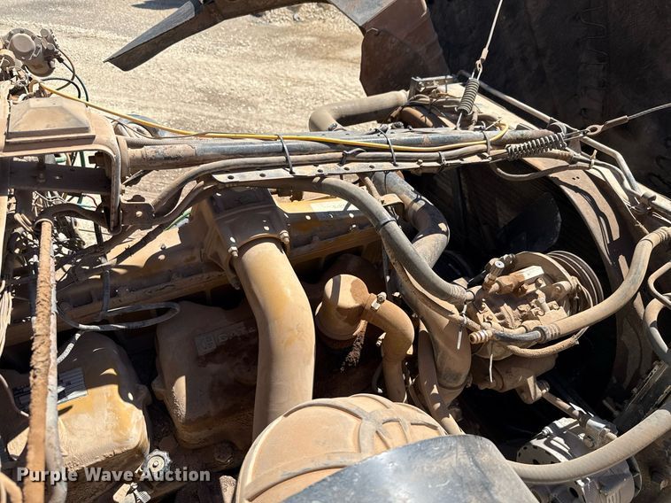 image for item DX5597 1986 Ford LT9000 semi truck