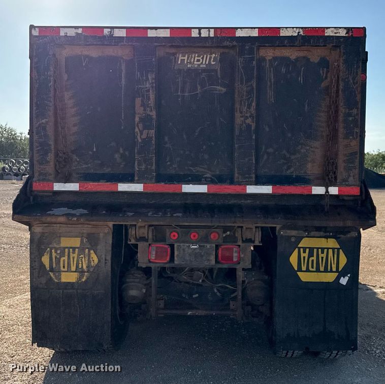 image for item DX5598 2006 Mack CV713 Granite dump truck