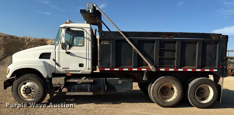 image for item DX5598 2006 Mack CV713 Granite dump truck