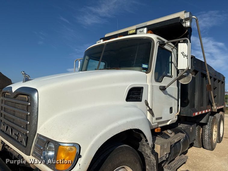 image for item DX5598 2006 Mack CV713 Granite dump truck