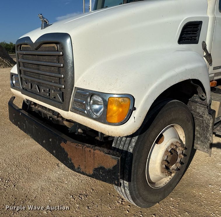 image for item DX5598 2006 Mack CV713 Granite dump truck