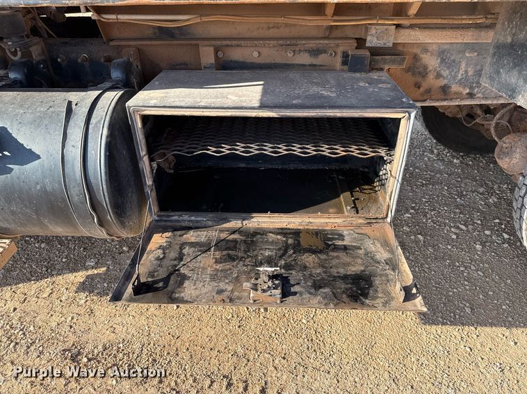 image for item DX5598 2006 Mack CV713 Granite dump truck