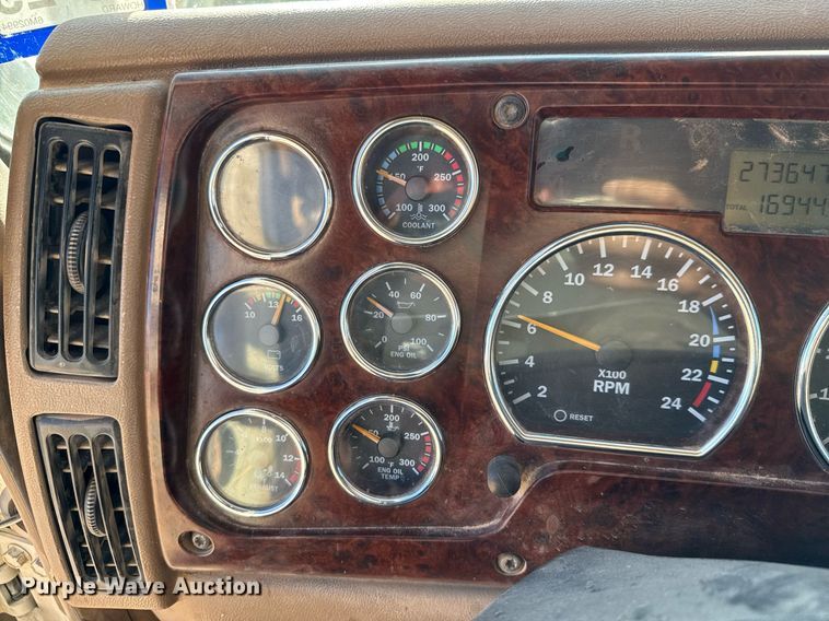 image for item DX5598 2006 Mack CV713 Granite dump truck