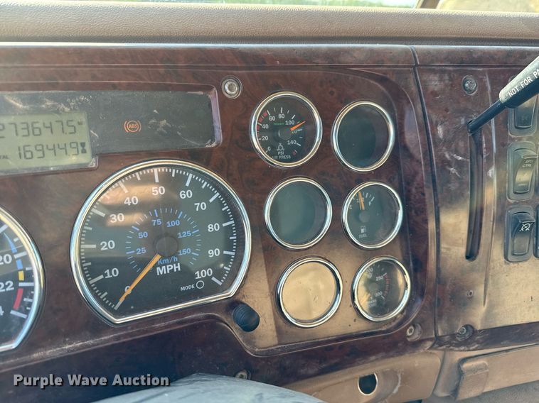 image for item DX5598 2006 Mack CV713 Granite dump truck