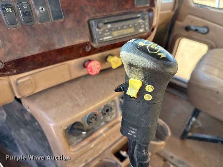 image for item DX5598 2006 Mack CV713 Granite dump truck