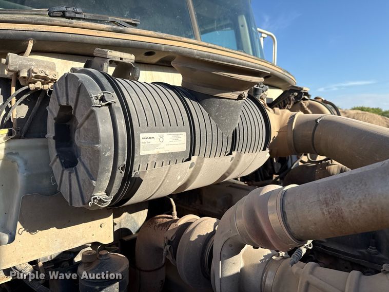 image for item DX5598 2006 Mack CV713 Granite dump truck