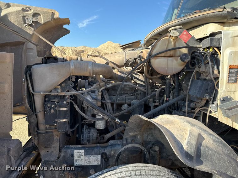 image for item DX5598 2006 Mack CV713 Granite dump truck