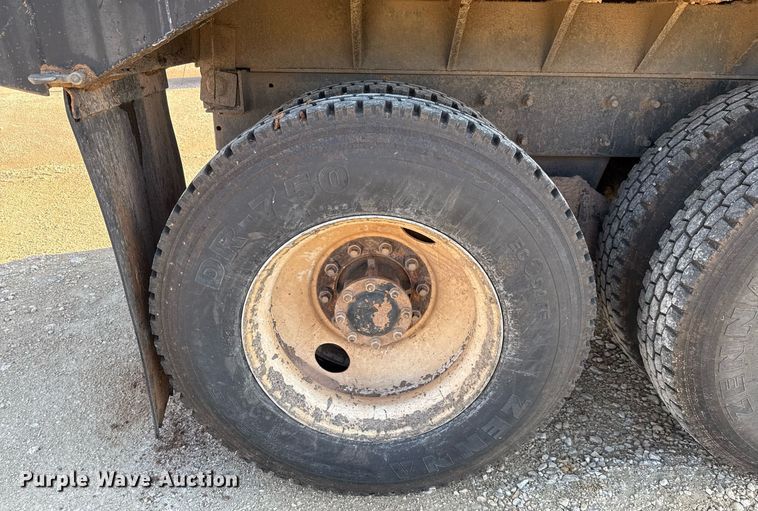 image for item DX5598 2006 Mack CV713 Granite dump truck