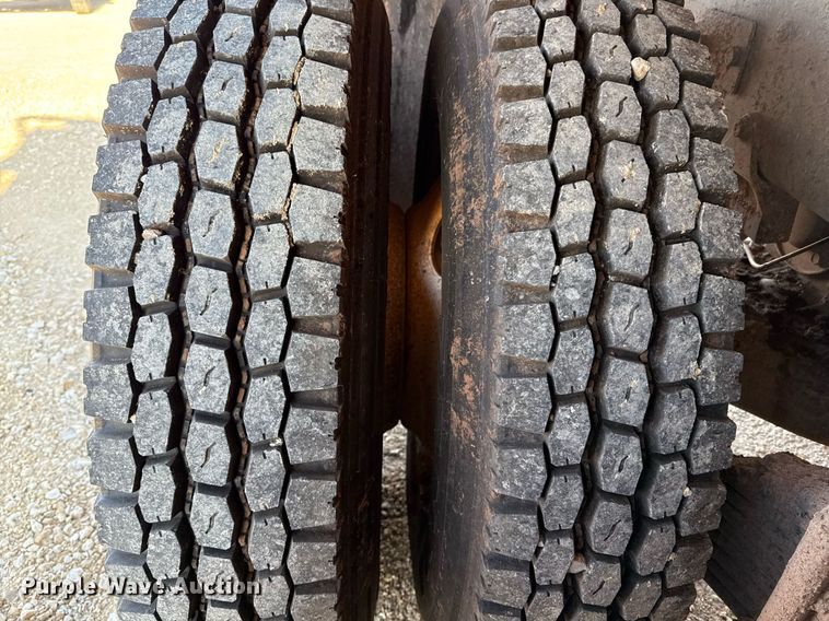 image for item DX5598 2006 Mack CV713 Granite dump truck