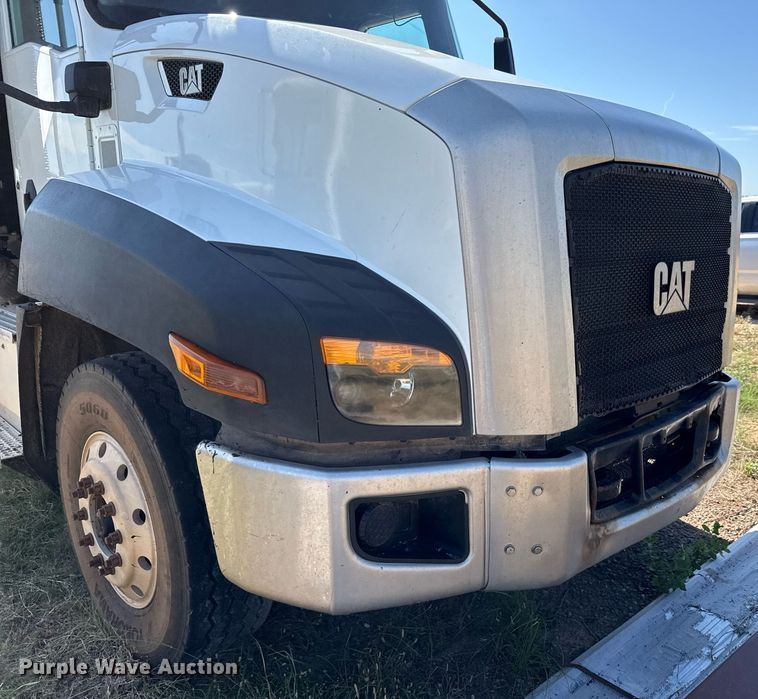 image for item DX5599 2016 Caterpillar CT660S dump truck