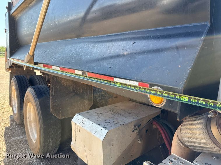 image for item DX5599 2016 Caterpillar CT660S dump truck