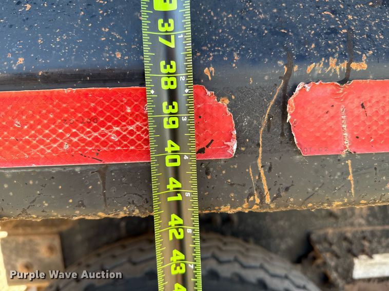 image for item DX5599 2016 Caterpillar CT660S dump truck