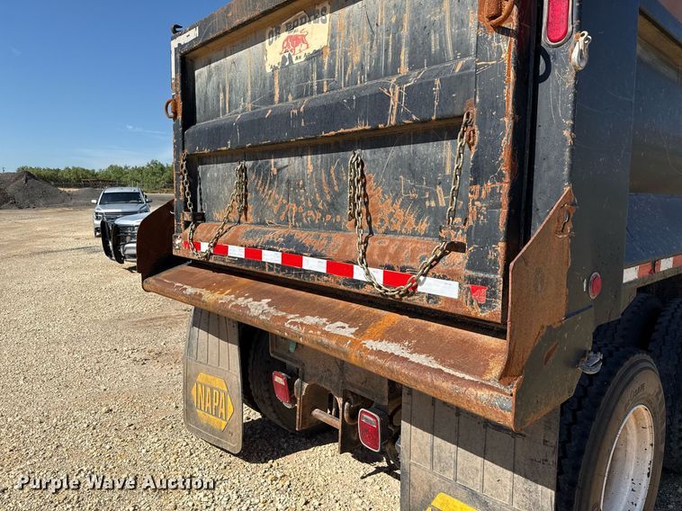 image for item DX5599 2016 Caterpillar CT660S dump truck