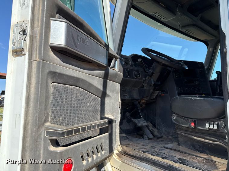 image for item DX5599 2016 Caterpillar CT660S dump truck