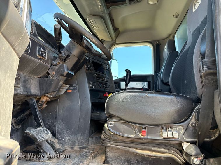 image for item DX5599 2016 Caterpillar CT660S dump truck