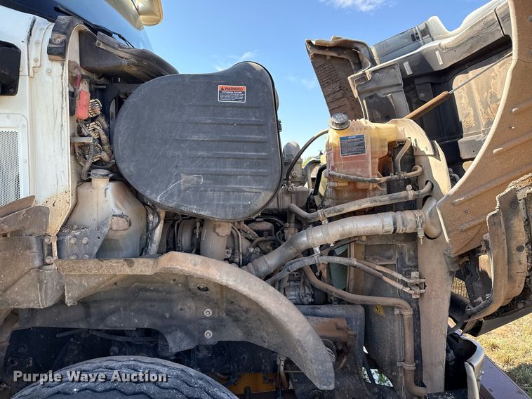 image for item DX5599 2016 Caterpillar CT660S dump truck