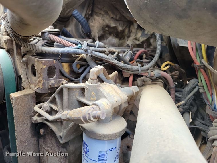 image for item DX6992 2004 Sterling L7500 dump truck