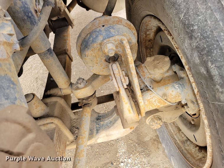 image for item DX6992 2004 Sterling L7500 dump truck