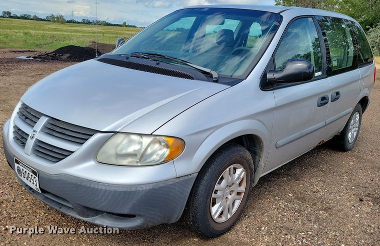 image for item DX7099 2007 Dodge Caravan SE van