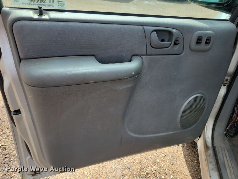 image for item DX7099 2007 Dodge Caravan SE van