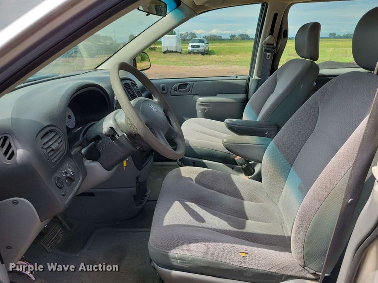 image for item DX7099 2007 Dodge Caravan SE van