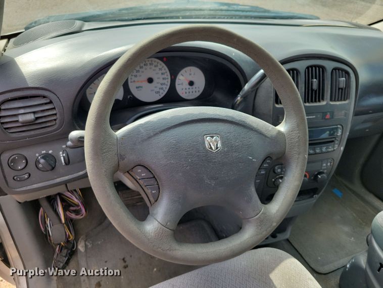 image for item DX7099 2007 Dodge Caravan SE van