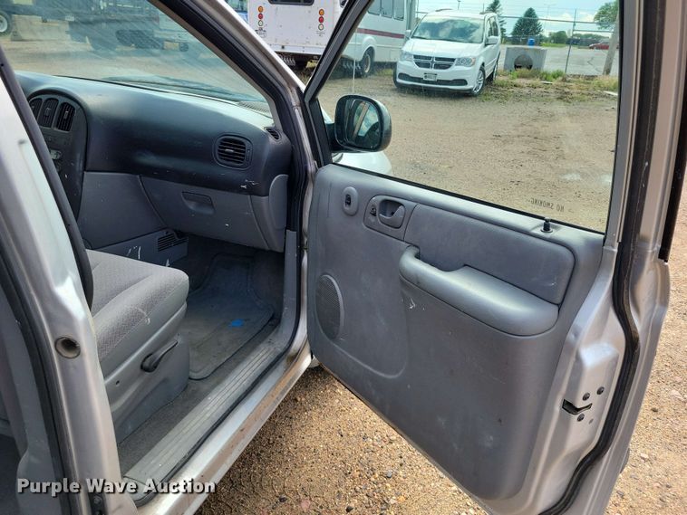 image for item DX7099 2007 Dodge Caravan SE van