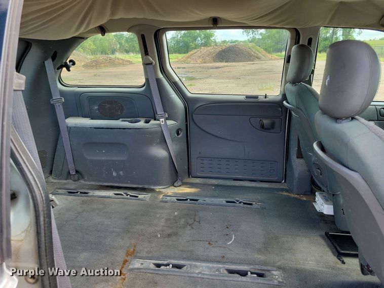 image for item DX7099 2007 Dodge Caravan SE van
