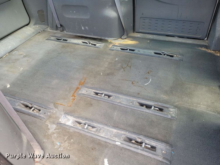 image for item DX7099 2007 Dodge Caravan SE van