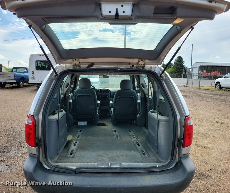 image for item DX7099 2007 Dodge Caravan SE van