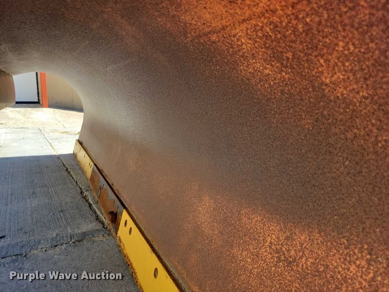 image for item DX7107 1993 International 4900 dump truck