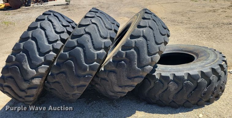 image for item DX7111 (4) Michelin 20.5R25 wheel loader tires