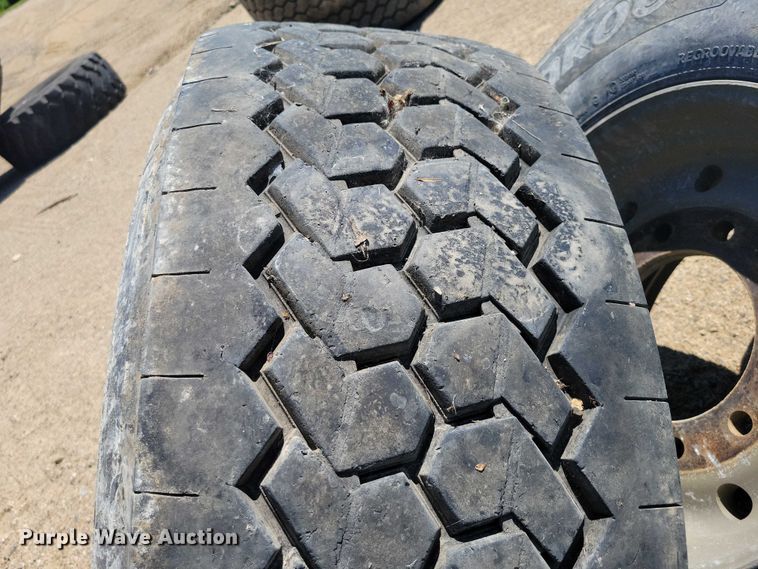 image for item DX7113 (4) Double Coin 425/65R22.5 tires and wheels