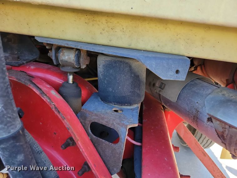 image for item DX7116 2002 Sterling AT9500 semi truck