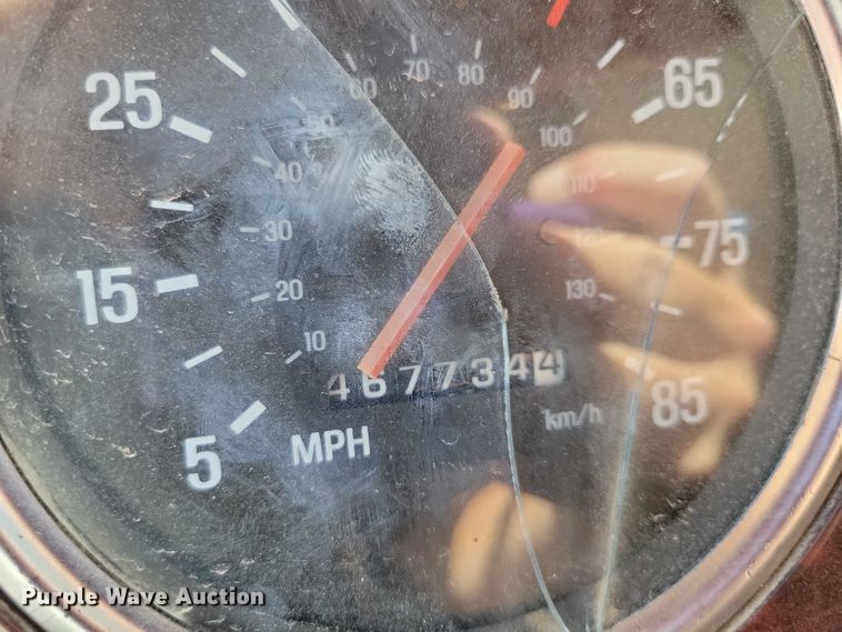 image for item DX7116 2002 Sterling AT9500 semi truck