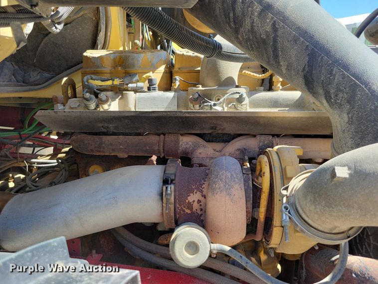 image for item DX7116 2002 Sterling AT9500 semi truck