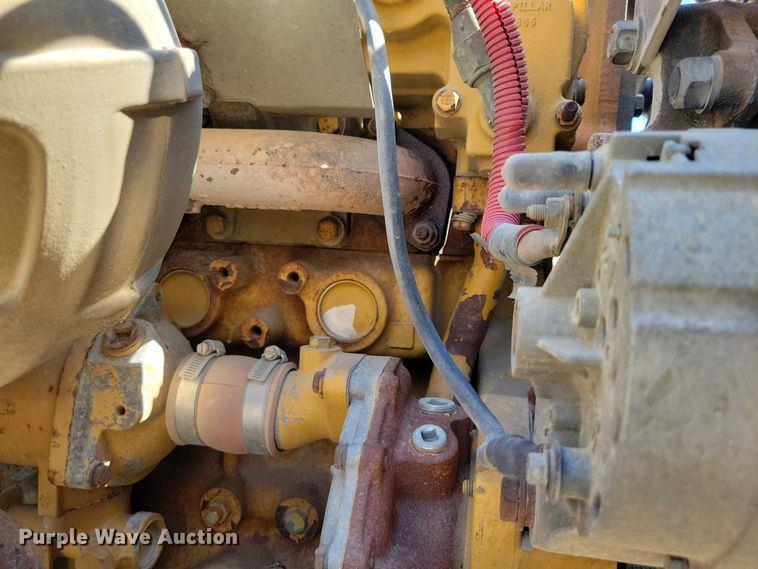 image for item DX7116 2002 Sterling AT9500 semi truck